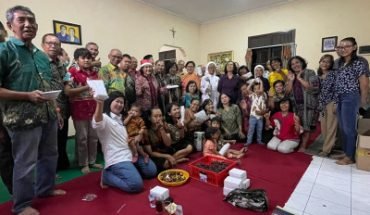 030 Maria Marganingsih Krajan: Perayaan Natal dan Tahun Baru Bersama
