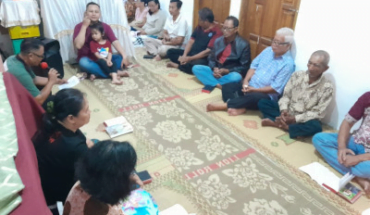 011 Brayat Minulyo Kadirojo II – Sembahyangan malam jumat dan pertemuan APP IV