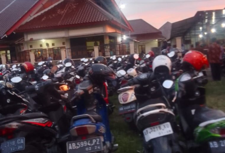 413 St. Yusup Tegalbojan: Petugas tata laksana Parkir