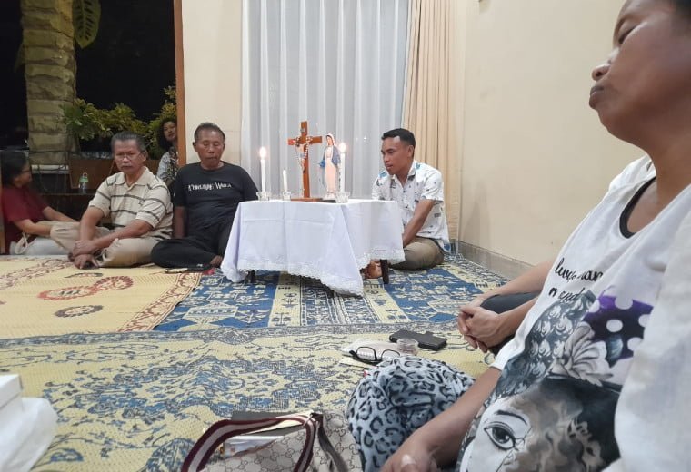 409 St. Yakobus Temanggal I: Doa Rosario dan Katekese Pendidikan ke-4 2024