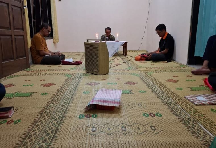 001 St. Bernadette Sukoharjo: Membangun Iman Dalam Doa