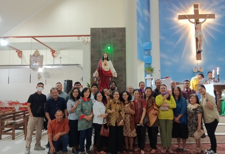 407 St. Maria Sidokerto: Tugas Koor Dua Hari Berturutan