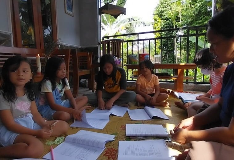 413 St. Yusup Tegalbojan: Doa Rosario Anak-anak