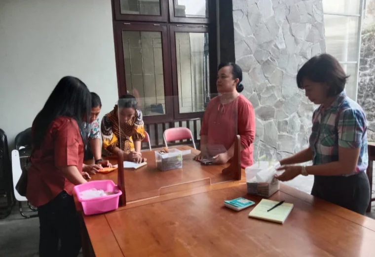 041 St. Bartolomeus Brintikan: Tugas Tata Tertib dan Kolektan Minggu Pagi