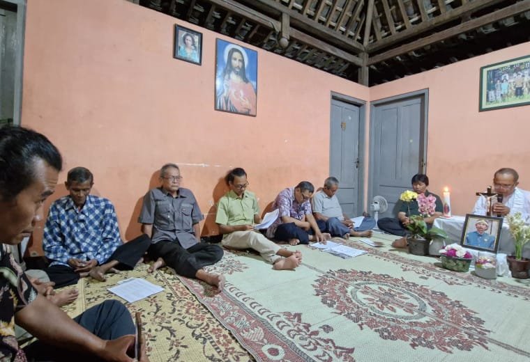 047 St. Yuliana Tegalrejo: Doa memule 2 tahun