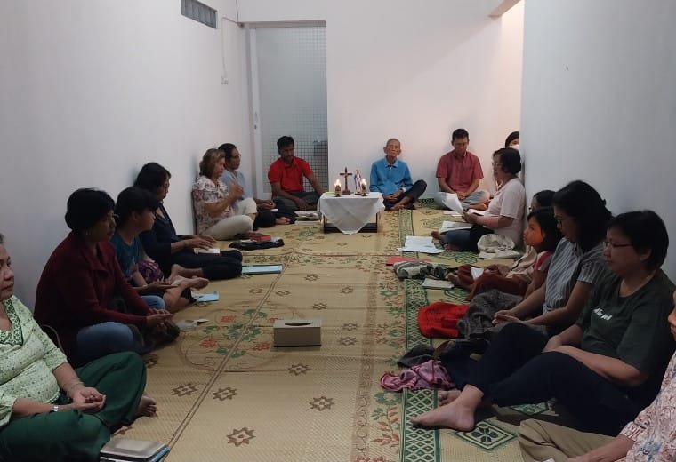 413 St. Yusup Tegalbojan: Doa Rosario dan Ibadah Rutin