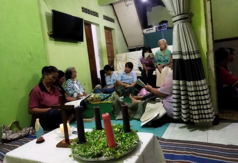 030 Maria Marganingsih Krajan: Pertemuan Adven Pertama