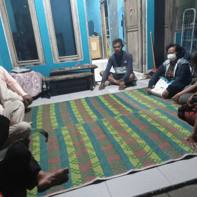 041 St. Bartolomeus Brintikan – Peduli Kepada Sesama yang Terkena Musibah