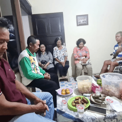 008 St. Petrus Karanglo – Anjangsana Umat yang sedang Sakit