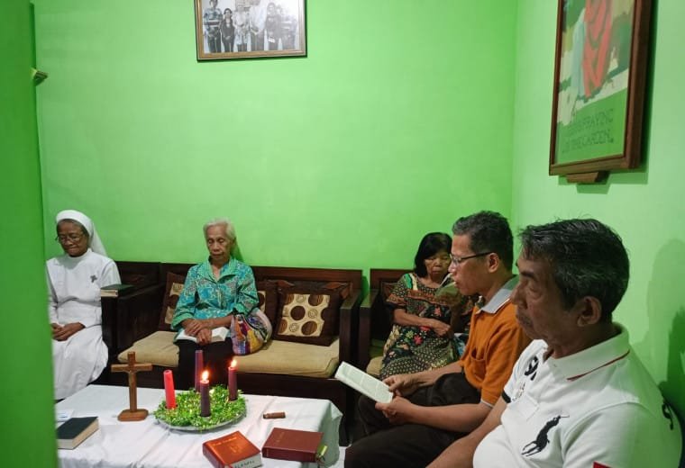 030 Maria Marganingsih Krajan: Pertemuan Adven Kedua