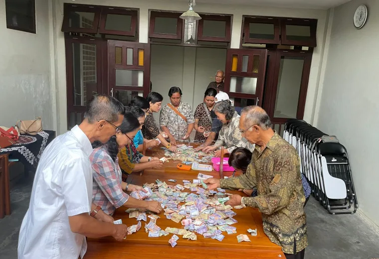 030 Maria Marganingsih Krajan: Tugas Tata Tertib dan Kolektan