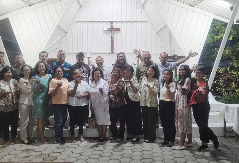 003 St. Ignatius Loyola Sukoharjo: Bertugas Koor di Misa GMMK