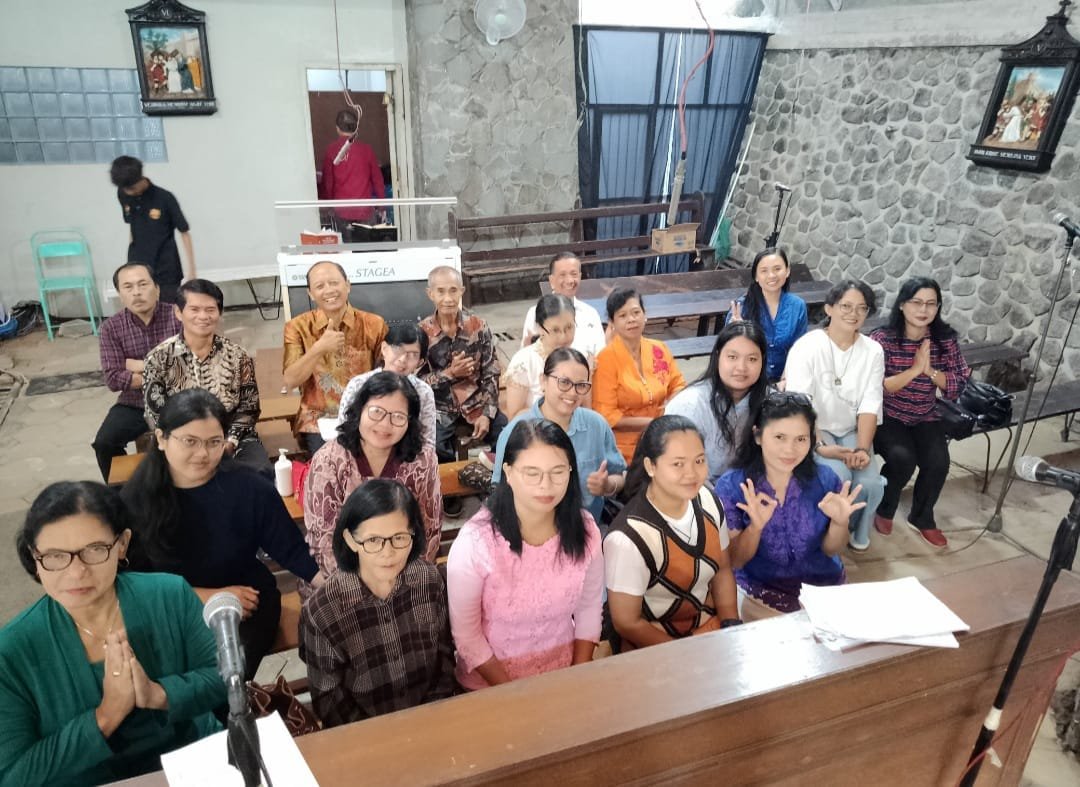 041 St. Bartolomeus Brintikan: Tugas Koor Misa Harian Setelah Paskah
