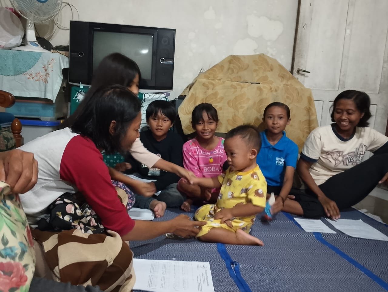0311 Lingkungan Gregorius Agung Kaliajir: Mendaraskan Doa Salam Maria Berulang-ulang