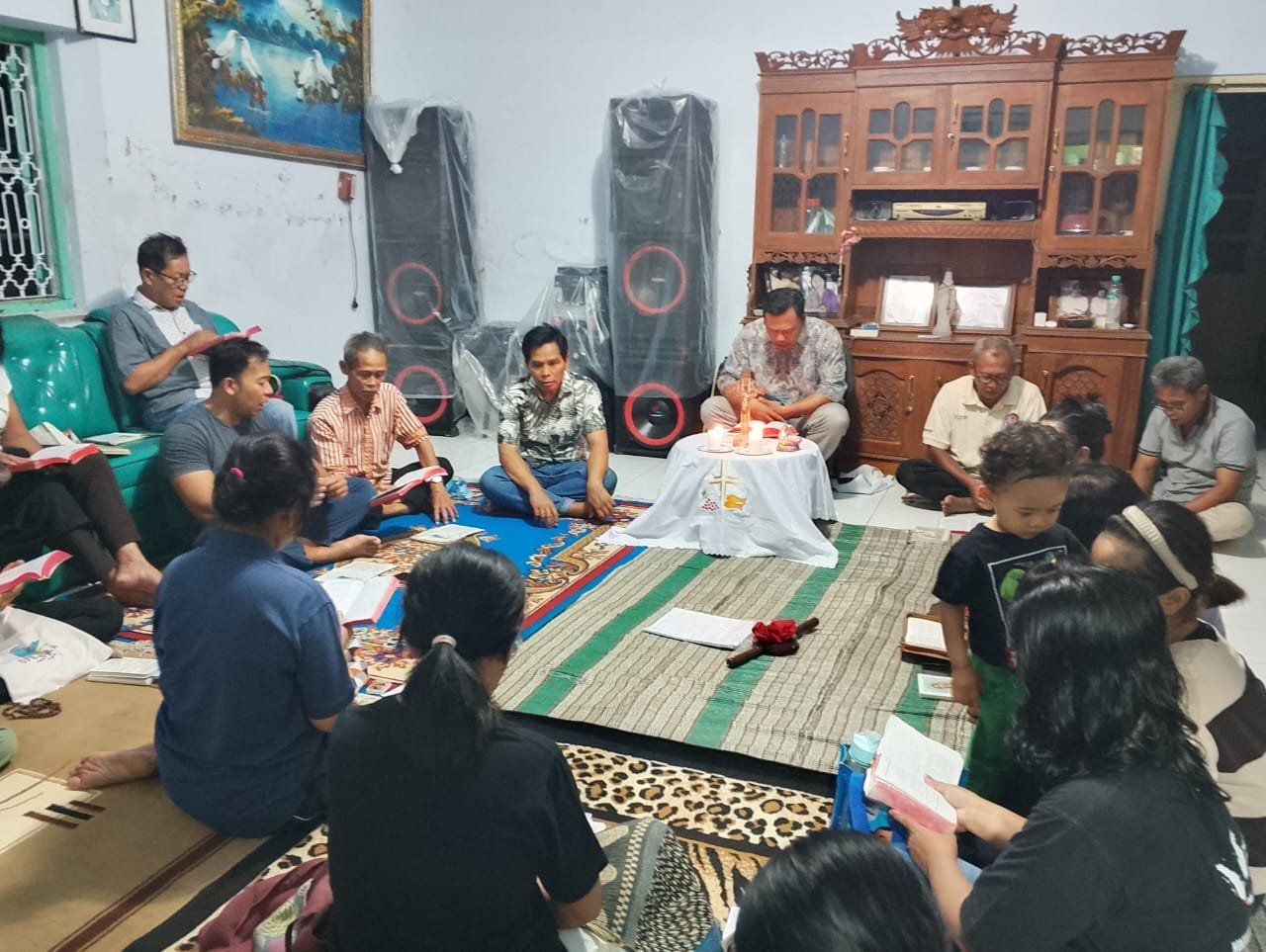 0311 Lingkungan Gregorius Agung Kaliajir: Menimba Kekuatan Bunda Maria dengan Berdoa Rosario