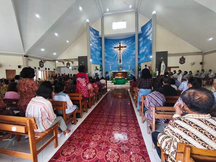 MISA LANSIA di Gereja Temanggal Paroki Kalasan