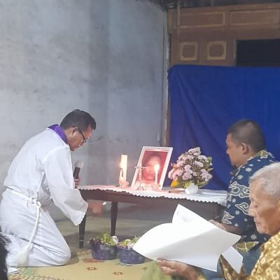410 St. Bernadetta Temanggal I: Memule hari k-7 Ibu Caecilia Sri Astuti