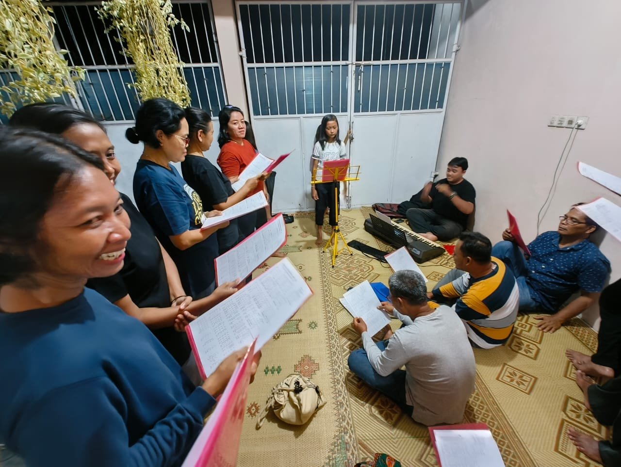 0311 Lingkungan Gregorius Agung Kaliajir: Gladi Bersih Tugas Koor bersama Organis
