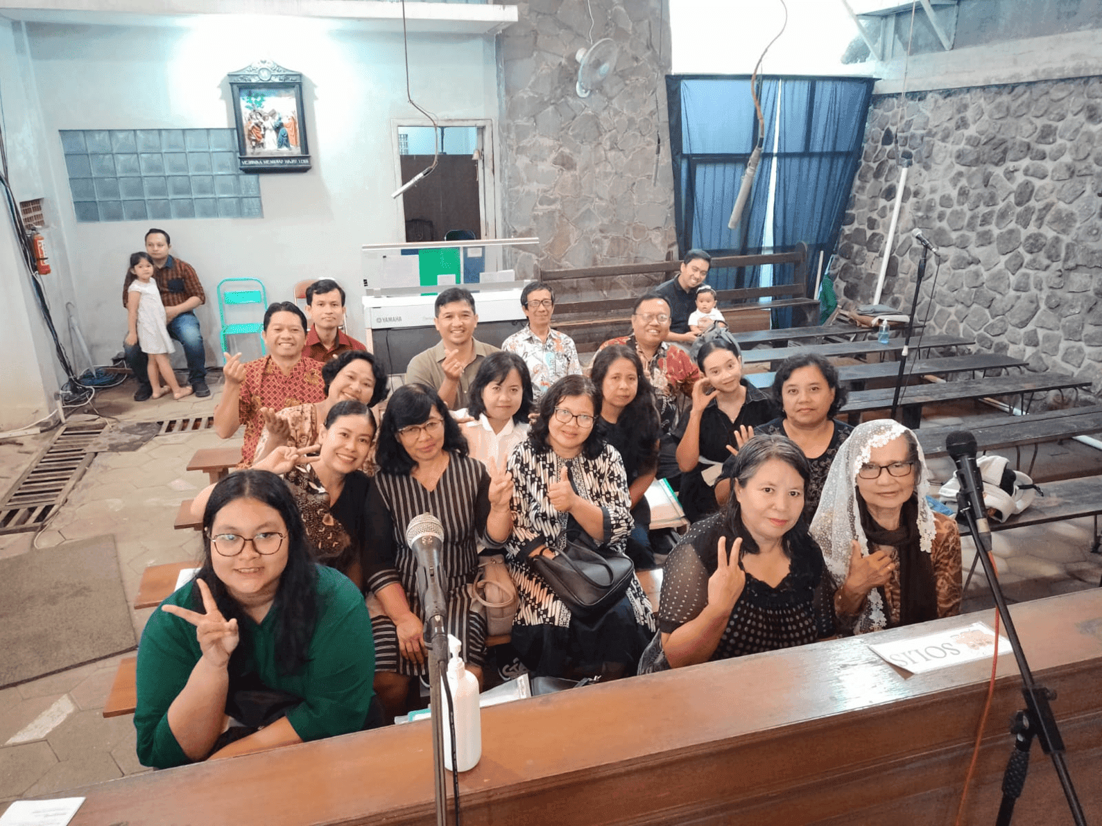 041 St. Bartolomeus Brintikan: Tugas Koor Mengiringi Misa Adven IV di GMMK