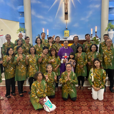 412 St. Paulus Temanggal II: Tugas Koor Bahasa Jawa di  Gereja St.Ignatius Temanggal