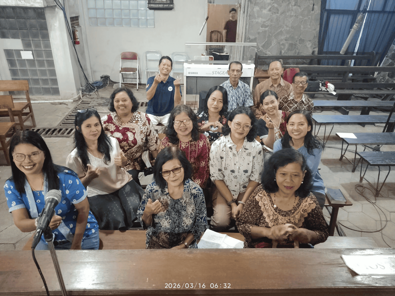 041 St. Bartolomeus Brintikan: Pelayanan Koor Dua Lingkungan