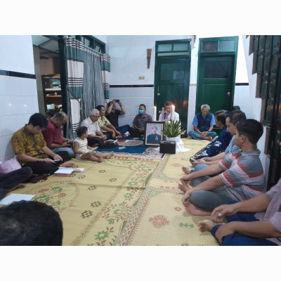 011 Brayat Minulyo Kadirojo II: Memule 100 hari alm. Lukas Ngalim Rukmianto
