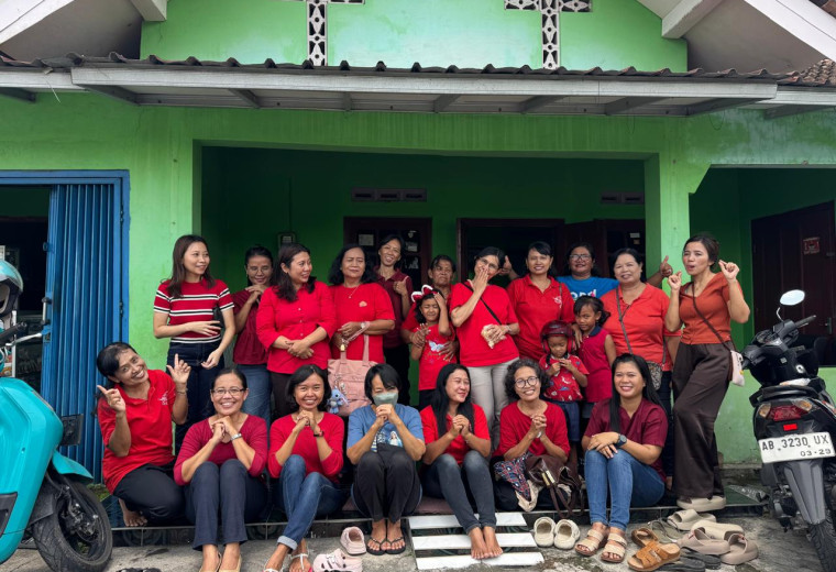 044 St. Petrus Damianus Taman Selatan: Meet Up Ibu-Ibu Paguyuban Lingkungan di Hari Minggu