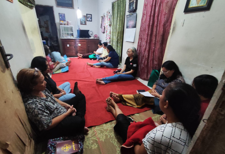310 St. Antonius Padua Berbah: Doa Lingkungan ‘’Kamisan’’ 9 April 2026