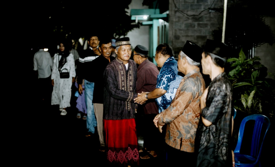 041 St. Bartolomeus Brintikan: Keterlibatan Umat Lingkungan dalam Syawalan Padukuhan
