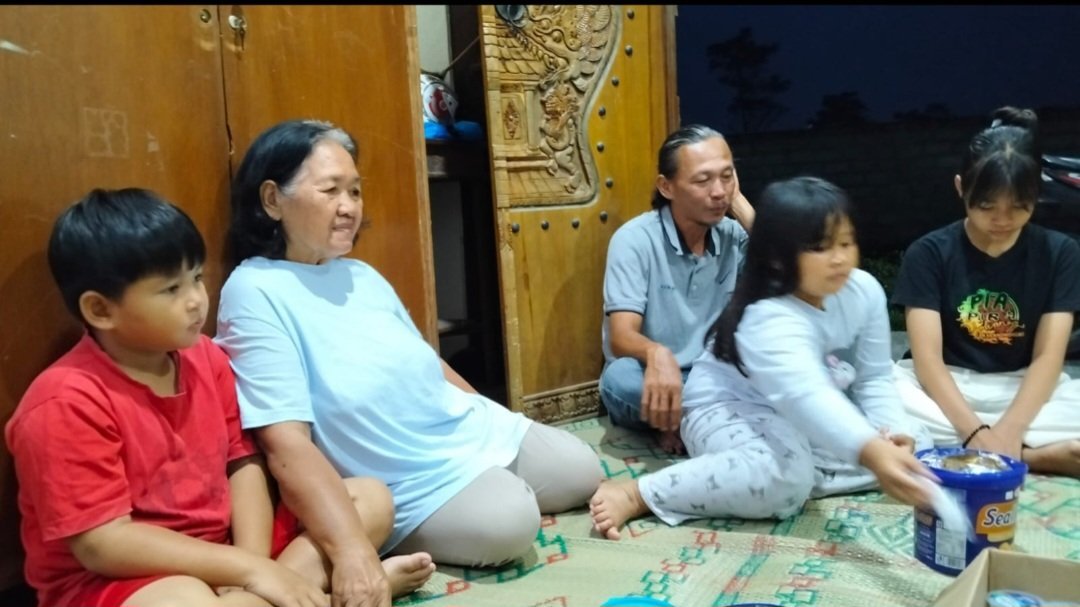 Menjenguk Umat yang Sedang Sakit