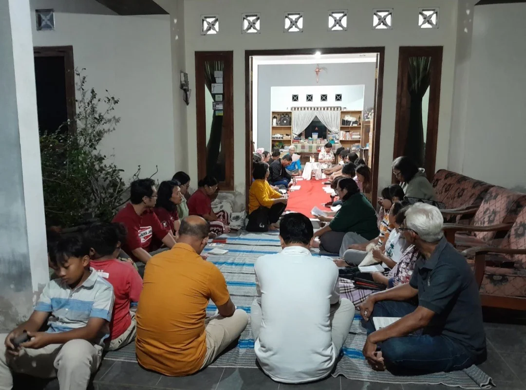 045 St. Yohanes Pembaptis Karangnongko: Hari Kedua Doa Rosario dan Renungan Bulan Katekese 2026