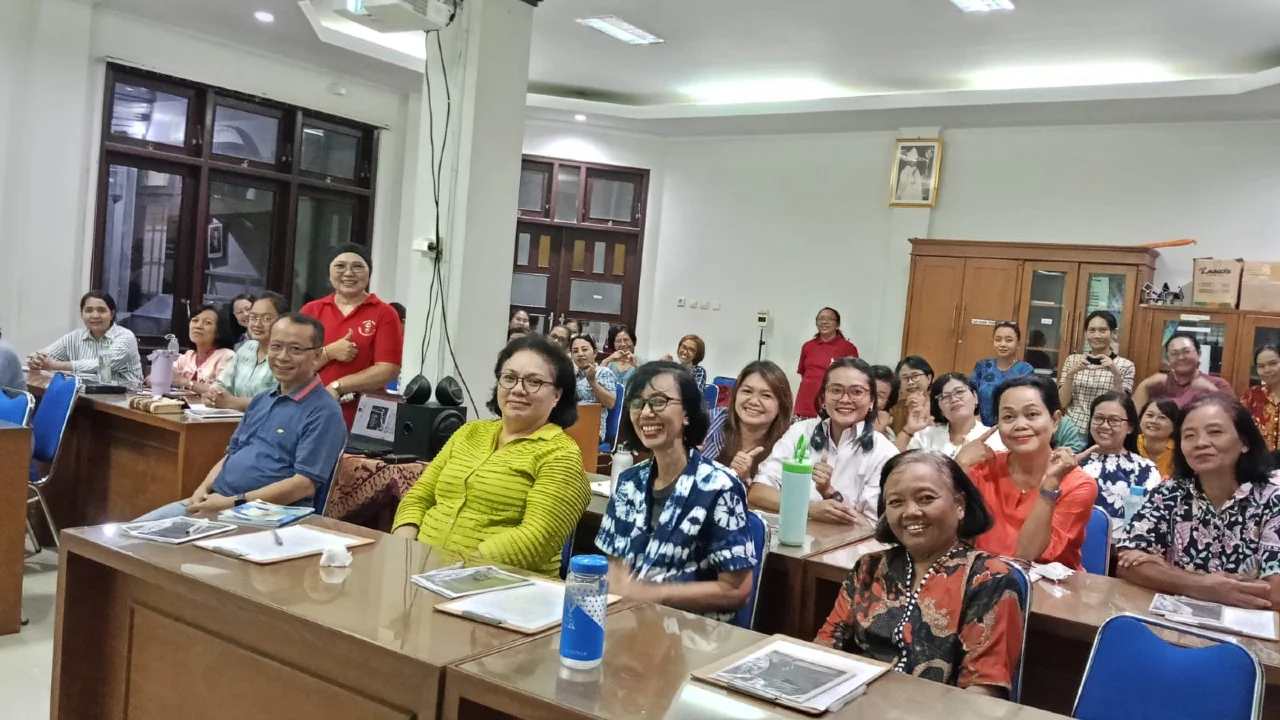 042 St. Stanislaus Pondok Selomartani: Paroki Maria Marganingsih Kalasan Membuka Kegiatan Ibu Bintang Evangelisasi Keluarga