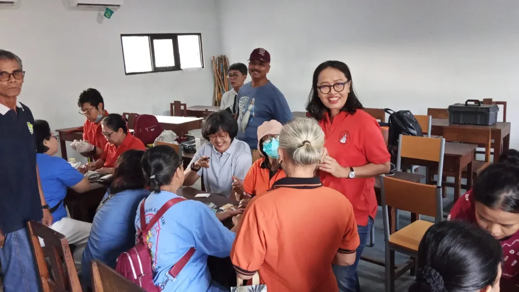 pemeriksaan kesehatan bagi lansia