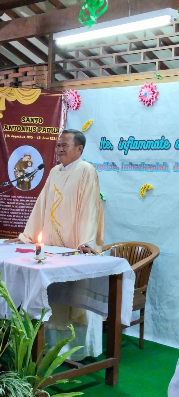 310 St. Antonius Padua Berbah: Pesta Nama Pelindung Lingkungan Santo Antonius Padua Berbah