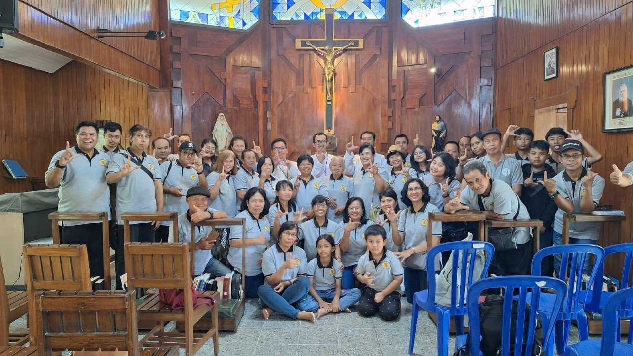414 Lingkungan Lukas Somodaran: Peran Keluarga dalam Kehidupan Menggereja dan Bermasyarakat