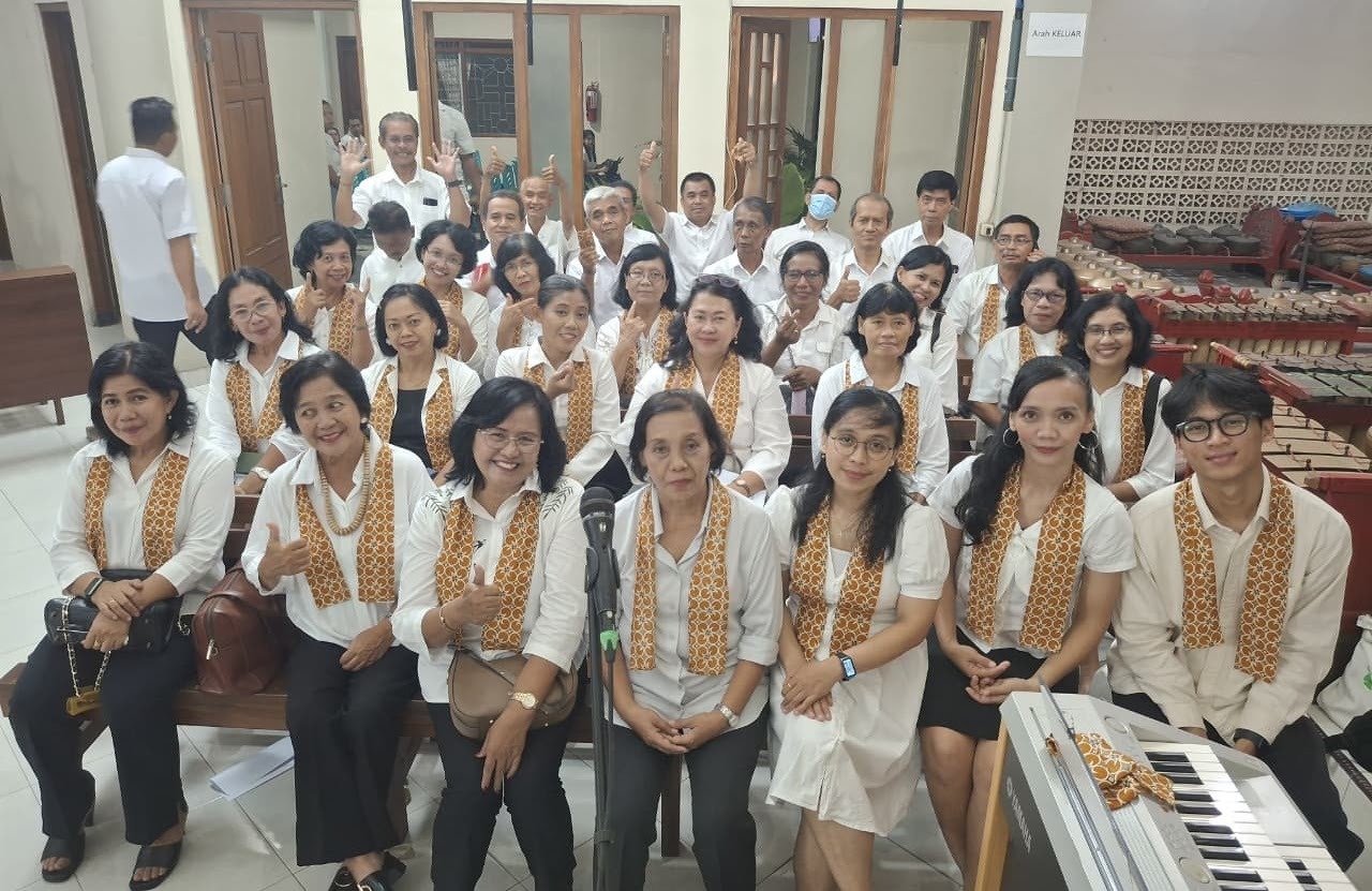 414 St. Lukas Somodaran: Tugas Koor Pekan Suci Kamis Putih