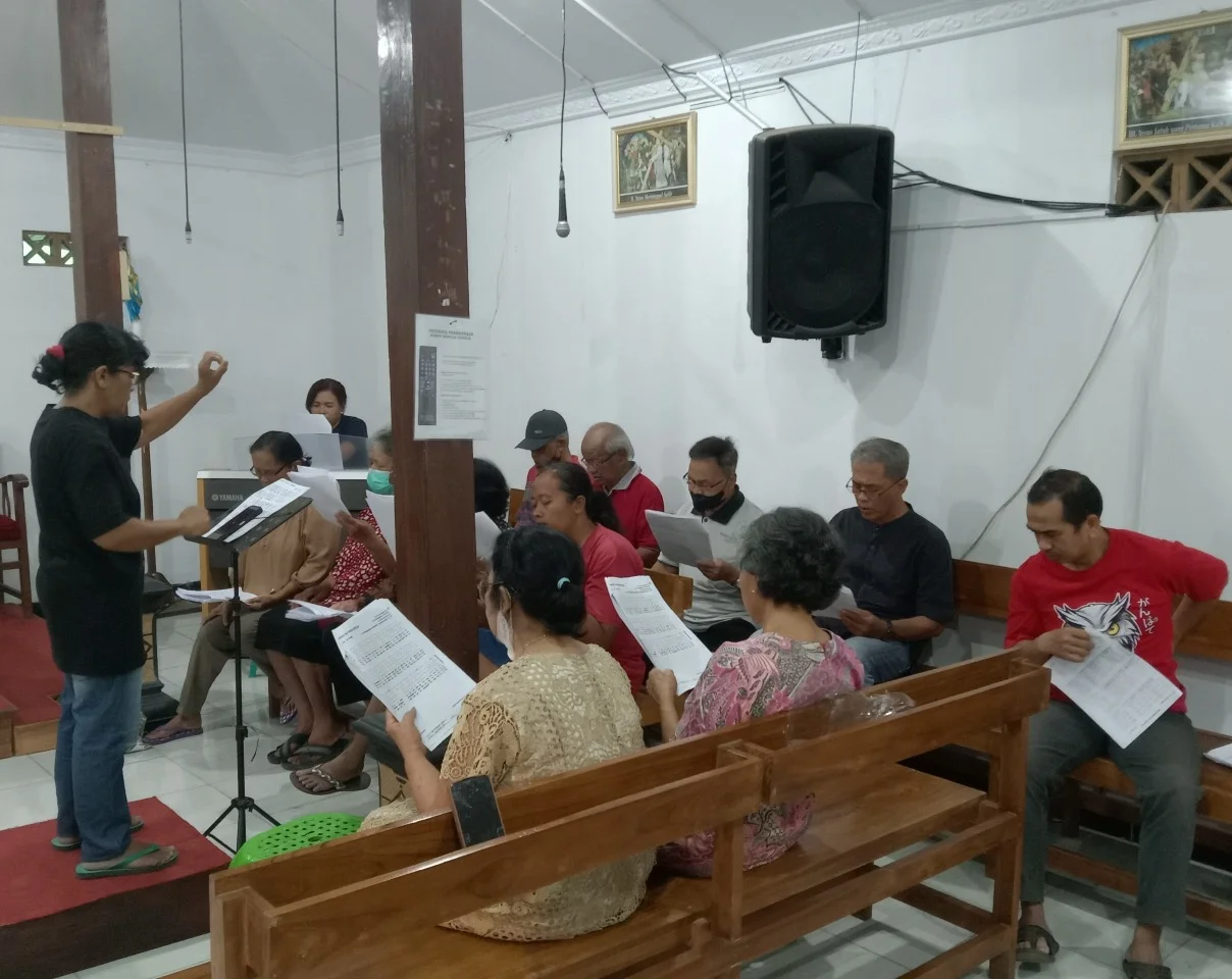 019 St. Paulus Granting: Latihan Koor Persiapan Tugas Misa 3 Oktober