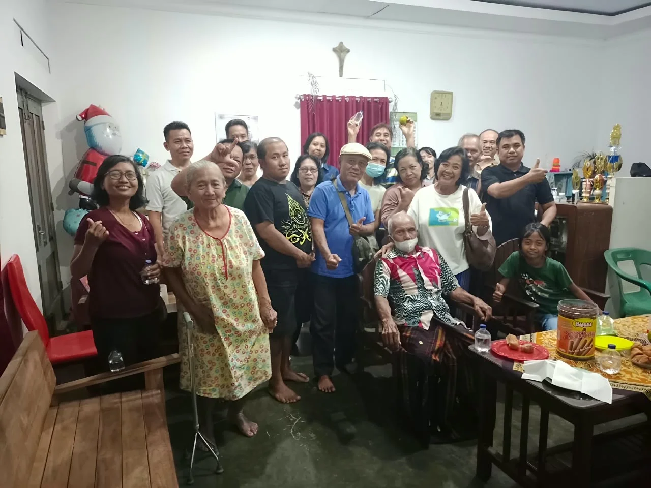 414 St. Lukas Somodaran: Kunjungan Kasih Umat Lingkungan yang Sakit